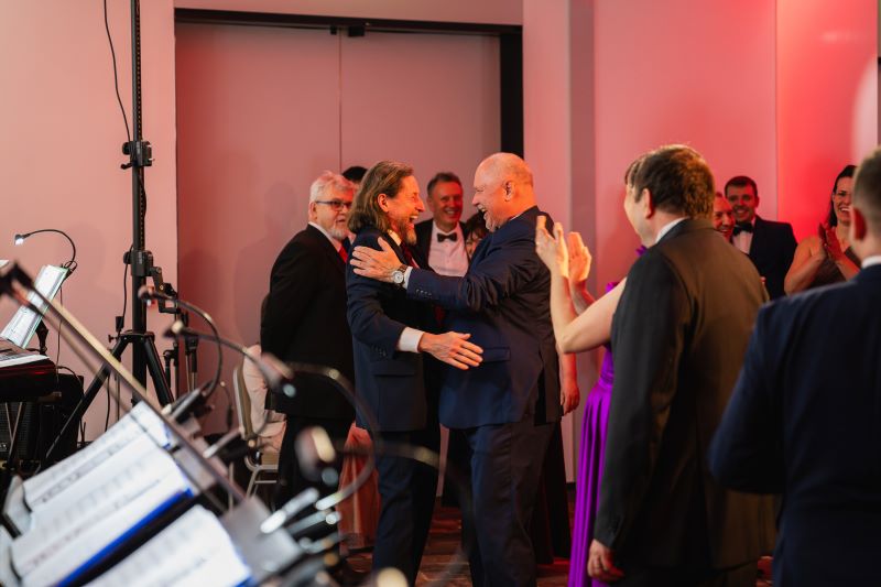 Nečekané setkání absolventů FSI, kteří se i&nbsp;po letech poznali