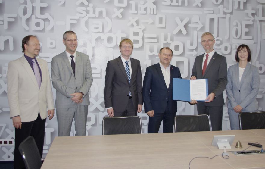 Návštěva delegace z německé TU Chemnitz na FSI